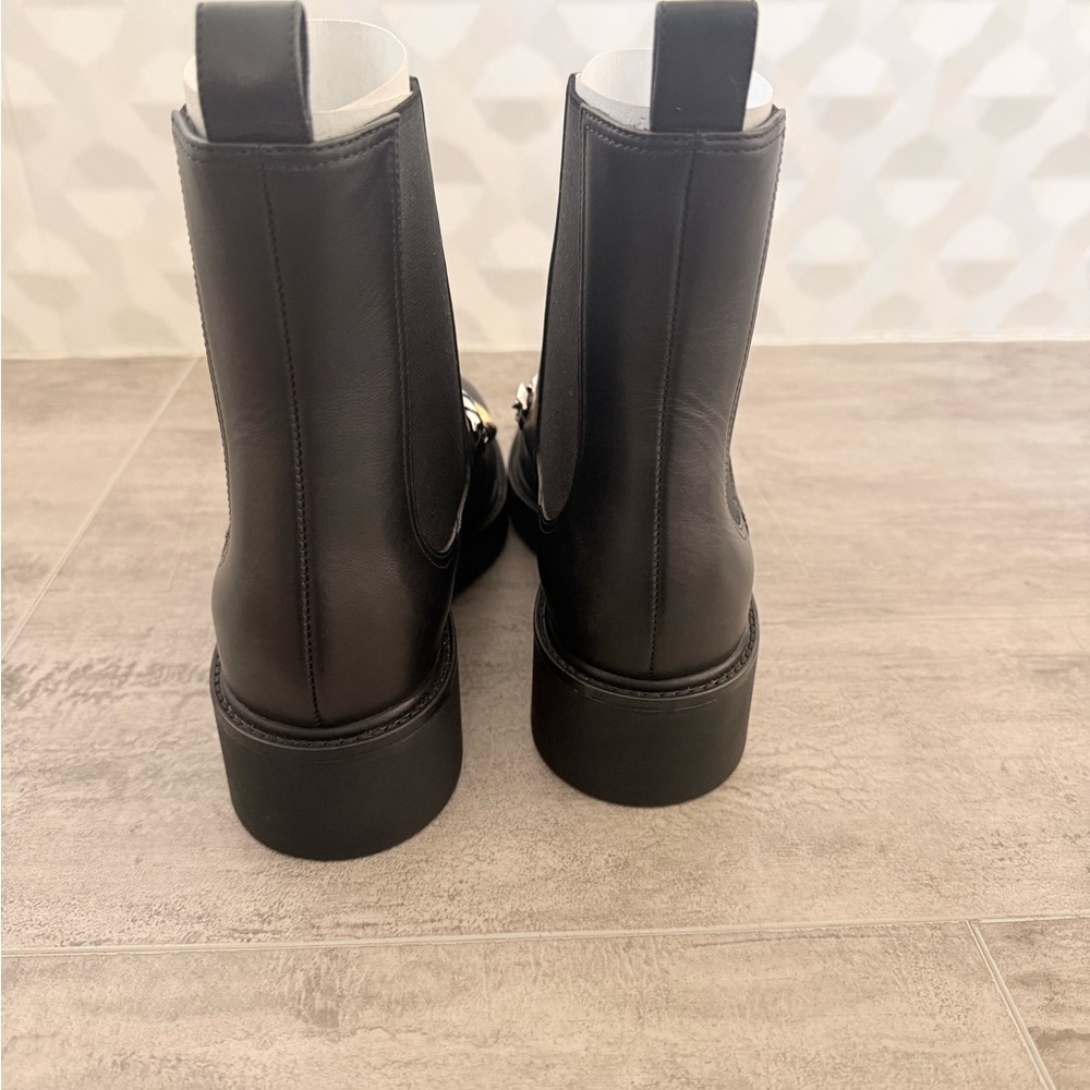 Gucci Black Leather Horsebit Chain Chelsea Boots Women's Size 7 - Picture 8 of 12